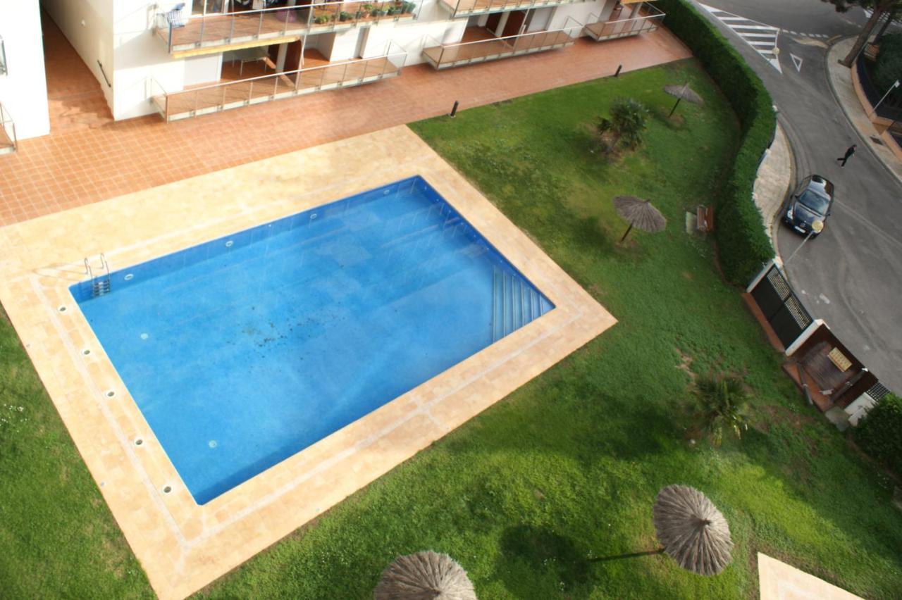 Апартаменты Apartamento En Roses Con Parking Y Piscina Экстерьер фото