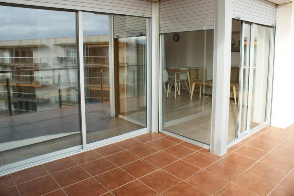 Апартаменты Apartamento En Roses Con Parking Y Piscina Экстерьер фото